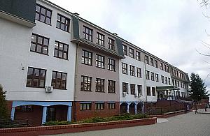 WF na korytarzu, religia w sali. "Mnie to szokuje"