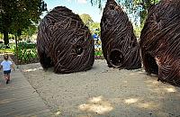 Osobliwy i baśniowy. Nowy plac zabaw dla Bielan?