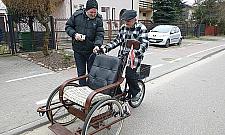 Rikszarz z Legionowa. Urzędnicy zawiedli, ludzie pomogli