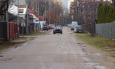 Budować czy poczekać? Jedna z najdłuższych ulic Nowodworów