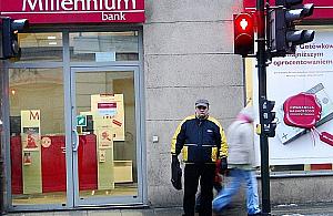 "Zawsze na czerwonym", czyli o przechodzeniu przez jezdnię