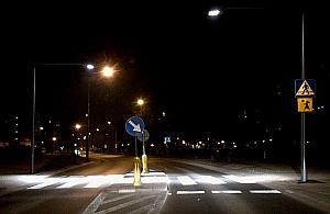 Koniec wawerskich ciemności? Więcej światła na przejściach