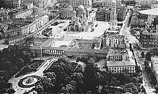 Tak zmieniał się plac Piłsudskiego