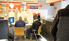 Matka z dzieckiem w ratuszu niemile widziana?