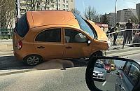 Wjechała w przystanek tramwajowy. "Skończyło się na mandacie"