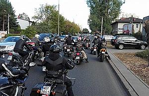 Parada zabytkowych pojazdów w Wawrze