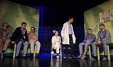 "Lot nad kukułczym gniazdem" w białołęckim teatrze