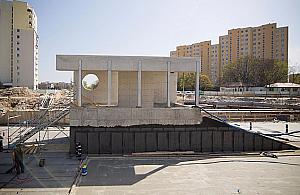 Metro na Targówku. Widać już wejścia