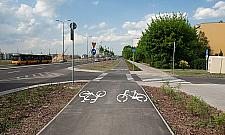 Rowerem po Bemowie. Lazurowa już przejezdna