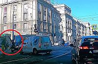 Obozowa wciąż niebezpieczna. Szokujący wypadek rowerzysty