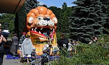 Wczoraj i dziś. Zielone Świątki na Bielanach