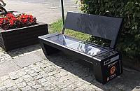 "Inteligentne" ławki. Nietypowy pomysł dla Białołęki