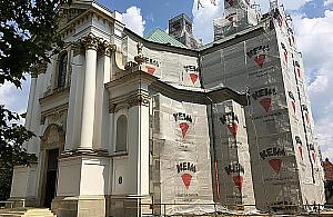 Metamorfoza "u kamedułów". Wizytówka Bielan