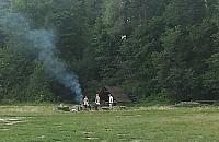 Grilluj� w lesie Br�dnowskim. "Mo�e by� po�ar"