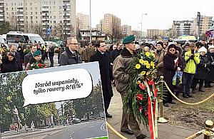 PiS: "Droga rowerowa koliduje z powagą pomnika"