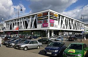 Mieszkania i kino ratunkiem dla Gondoli?