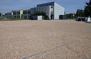 Bubel czy kreatywność? Parking w Chotomowie