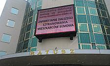 10 lat z telebimem. "Zdjąć to czarne pudło"