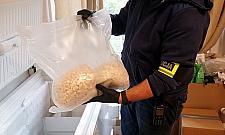 Produkcja amfetaminy w piwnicy w Wawrze. "Na ogromną skalę"