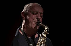 Jazz wieczorami. Koncert Henryka Miśkiewicza