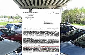 O co chodzi z parkingiem w Płudach?