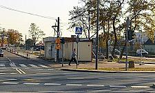 Lampy z ładowarkami i amfiteatr. Targowisko w przebudowie