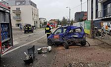 Jedno auto, trzech pijanych. Kierowcy grozi więzienie