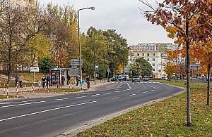 Budują drogę rowerową i światła, zwężają Górczewską
