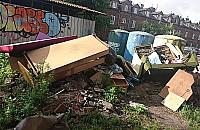 Śmieci w Wawrze żyją własnym życiem?