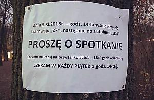Romantyk czy szaleniec? "Czekam na panią na przystanku"