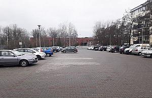 Parking przed BOK-iem do likwidacji? "Otwórzmy się na Tarchomin"