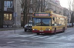 Autobus znika z Przybyszewskiego