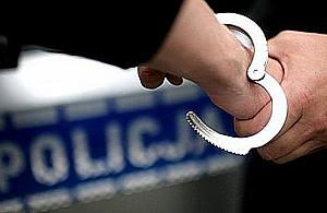 Znęcali się nad dzieckiem. "Twierdziła, że spadło na zabawkę".