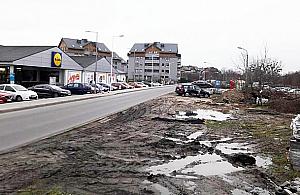 Chaos wokół Lidla. "Parking droższy niż w centrum"