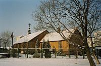 Ko¶ció³ sp³on±³ w ca³o¶ci. Ocala³y tylko relikwie