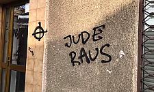 "Jude raus". Rasistowskie napisy na Wolskiej