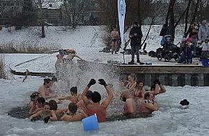 Morsy na Bemowie. Gdzie zorganizować lodowate kąpiele?