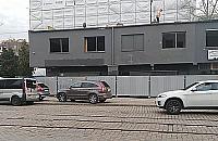 Adios, pawilony. Kiedy remont Ch�odnej?
