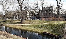 Najdroższe mieszkania na Bemowie. Przy ulicy w stanie rozkładu