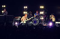 Koncerty wracają na lotnisko. Na start Red Hot Chili Peppers