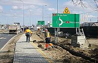 �cie�ki rowerowe na finiszu. "Rozkopali nam Jab�onn�"