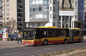 527 znika z Woli. Z powodu metra