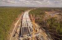 Trasa gotowa w połowie. Przez Wawer po sześciu pasach