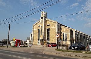 "Chcę nowego kościoła. Ręce precz od naszych pieniędzy"