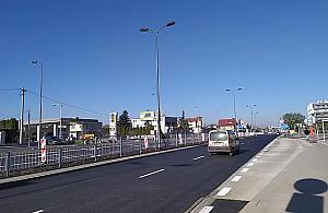 Łodygowa na dwóch jezdniach. Kiedy zlikwidują szlaban?