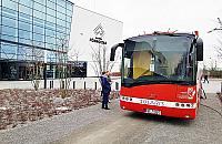 Przyjd�, oddaj krew. Czerwony autobus na Tarchominie