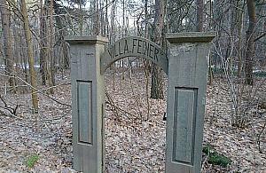 Tajemnicza furtka wciąż budzi domysły. Co wiemy o willi Feiner?