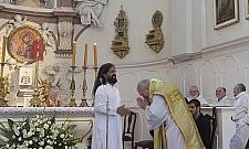 Mistrz jogi w kościele. "Żaden człowiek nie może być lekceważony"