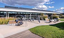 Z dzieckiem na zakupy? Mają nawet wypożyczalnię wózków