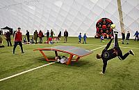 "Siatko-noga na stole". Nowy sport zagości w parkach?